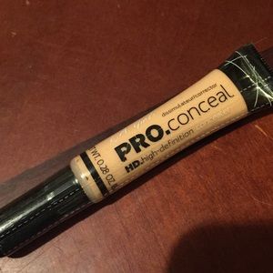 Nip light ivory pro high definition concealer